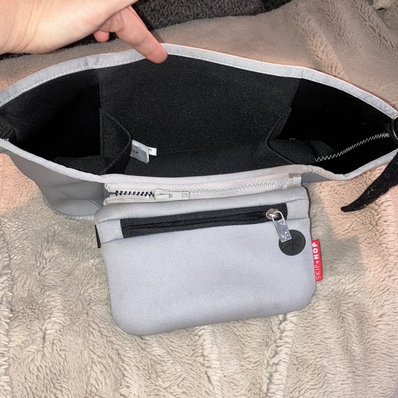 🎉4 for $20 Skip*Hop Grab & Go Stroller Organizer - Picture 5 of 5